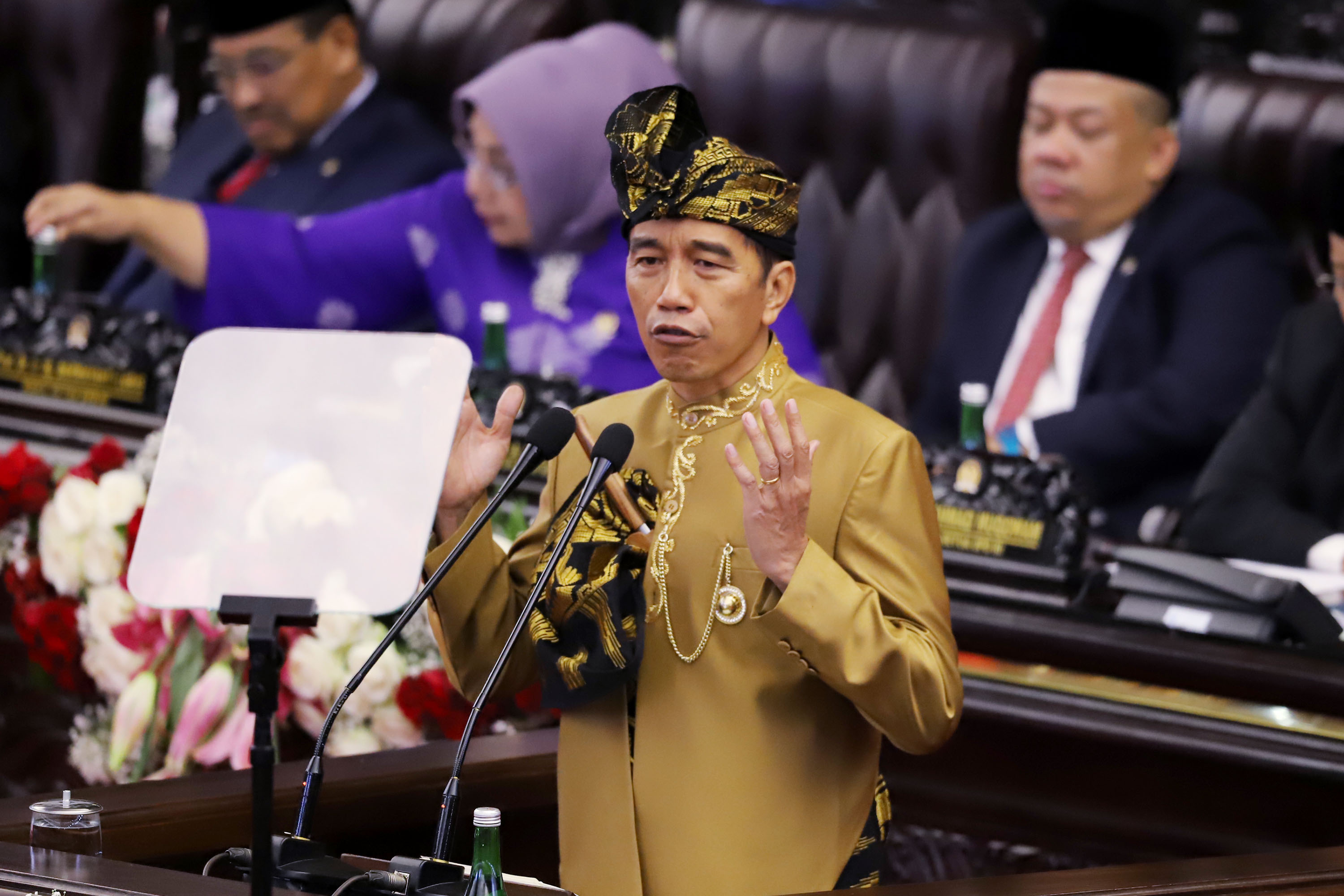 jokowi-berikan-pidato-kenegaraan_20190816_155913.jpg