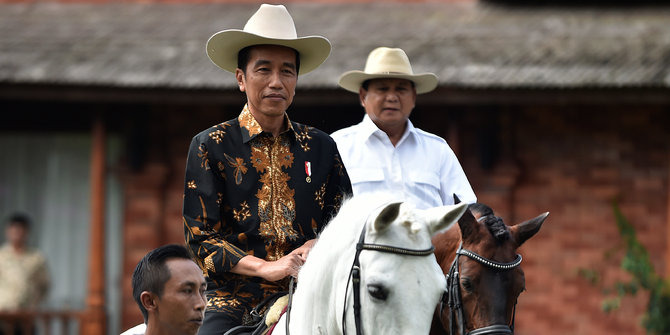 jokowi-dan-prabowo_20180219_090228.jpg