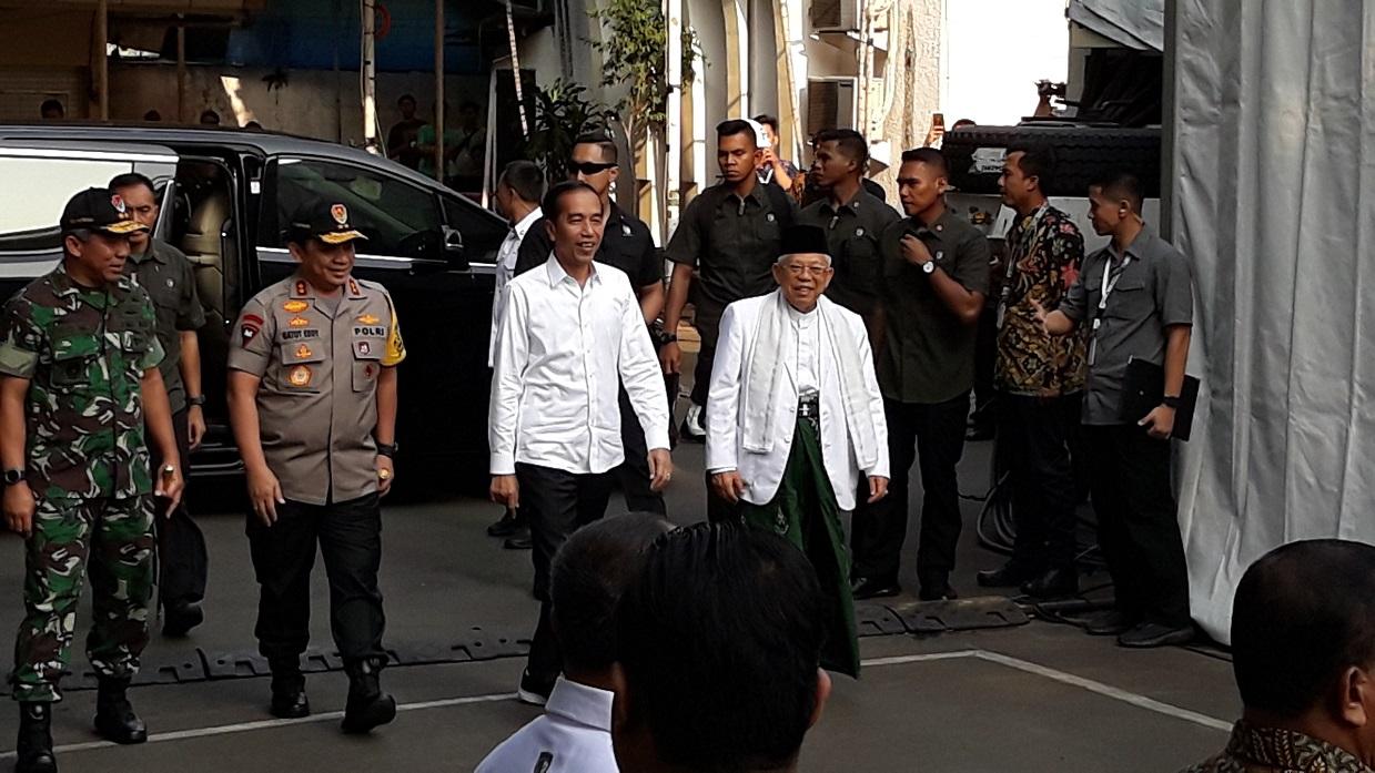 jokowi-maruf-tiba.jpg