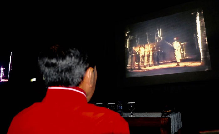 jokowi-nonton-bareng-film-g30s-pki_1_20170930_075230.jpg