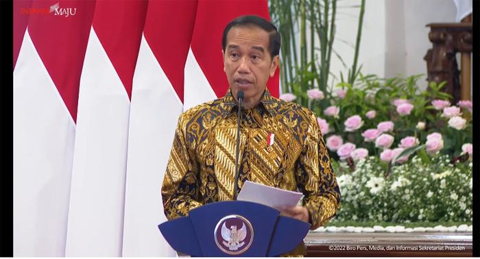 jokowi-penyerahan-kredit-usaha-rakyat_1.jpg