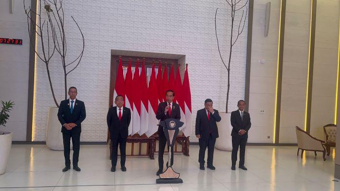 jokowi-sebelum-ke-singapur.jpg