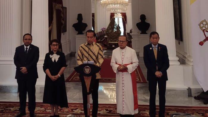 jokowi-sebut-kedatangan-paus-fransiskus-ke-indonesia-merupakan-kunjungan-yang-bersejarah.jpg