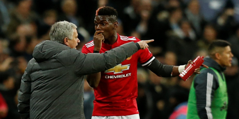 jose-mourinho-dan-paul-pogba_20180224_195637.jpg