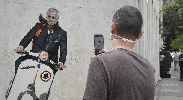 jose-mourinho-ke-as-roma-disambut-mural.jpg