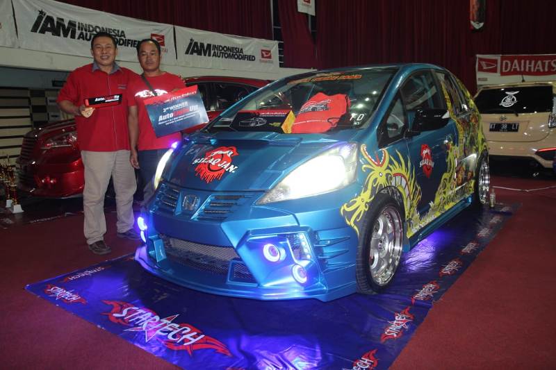 juara-pemenang-indonesia-auto-modified_20181003_150244.jpg