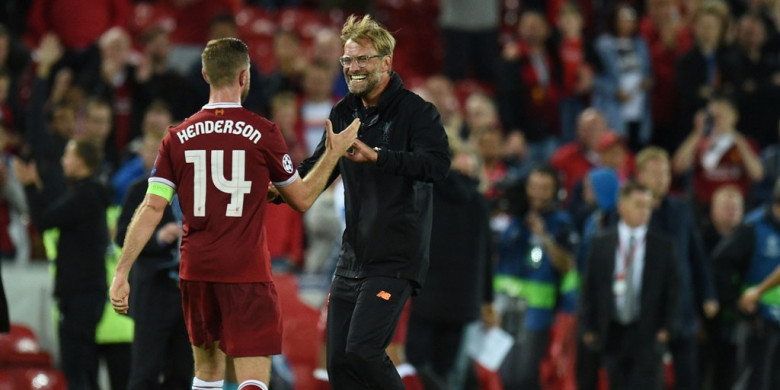 juergen-klopp-dan-jordan-henderseon_20170824_073344.jpg