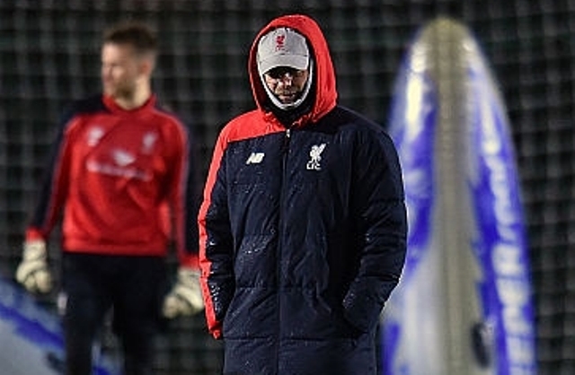 juergen-klopp-kedinginannn_20160206_213200.jpg