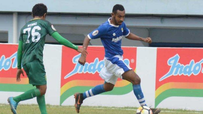 Julius Josel Jadi Pemain Berdarah Papua ke-7 yang Memperkuat Persib Bandung, Simak Perjuangannya