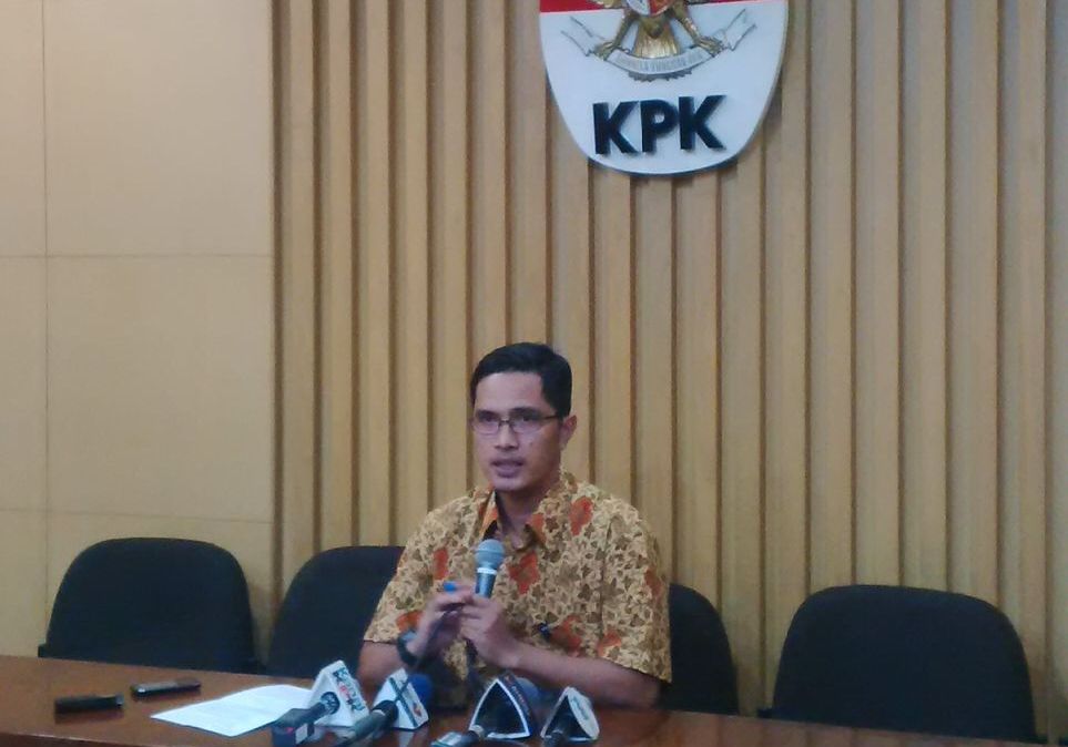 juru-bicara-kpk-febri-diansyah_20170125_203151.jpg