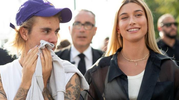 justin-bieber-dan-hailey-baldwin-mulai-terbuka-soal-pernikahannya.jpg
