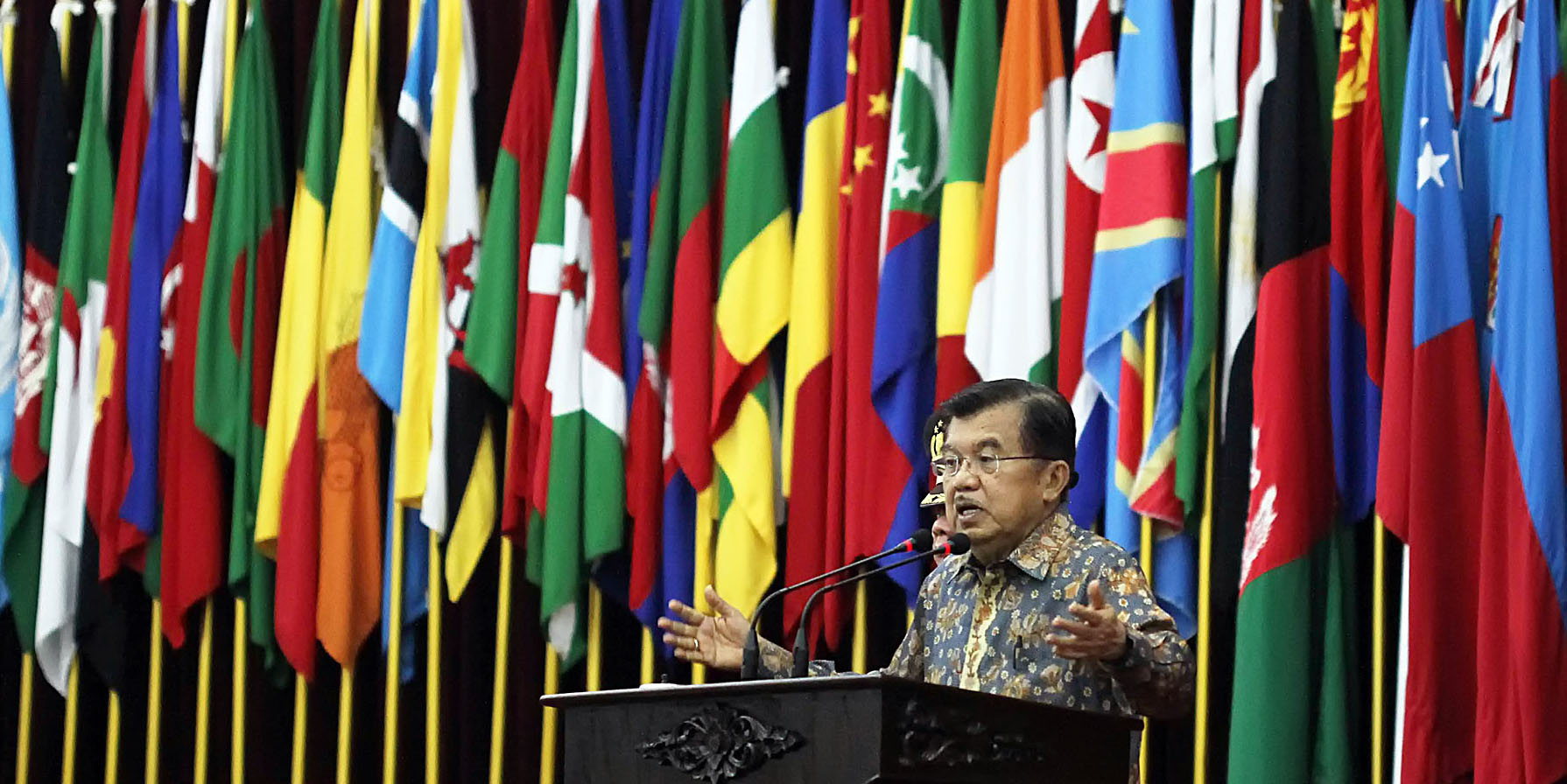 jusuf-kalla-buka-acrp-2015-di-bandung_20150604_143619.jpg