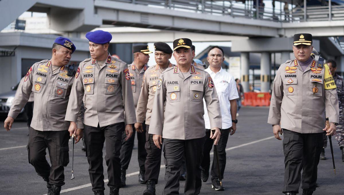 kabaharkam-polri-fadil-imran-di-pelabuhan-ketapang-jelang-world-water-forum-wwf-ke-10-di-bali.jpg