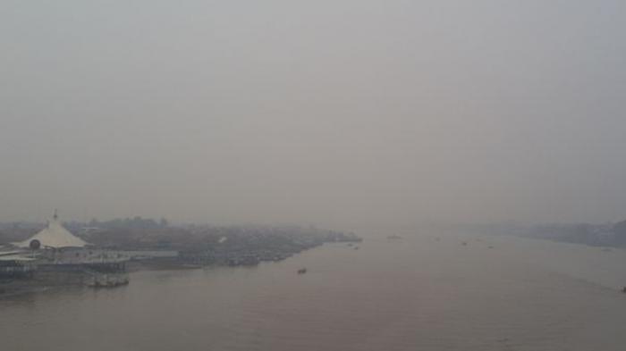 kabut-asap-di-palembang16_20150916_115433.jpg