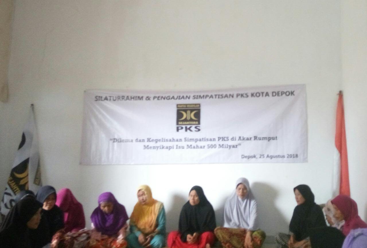 kader-akar-rumput-pks-kota-depok-protes-mahar-500-miliar_20180825_215849.jpg