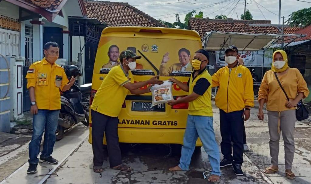 kader-golkar-mengajak-komponen-bangsa-membantu-mereka-yang-terdampak-covid-19.jpg