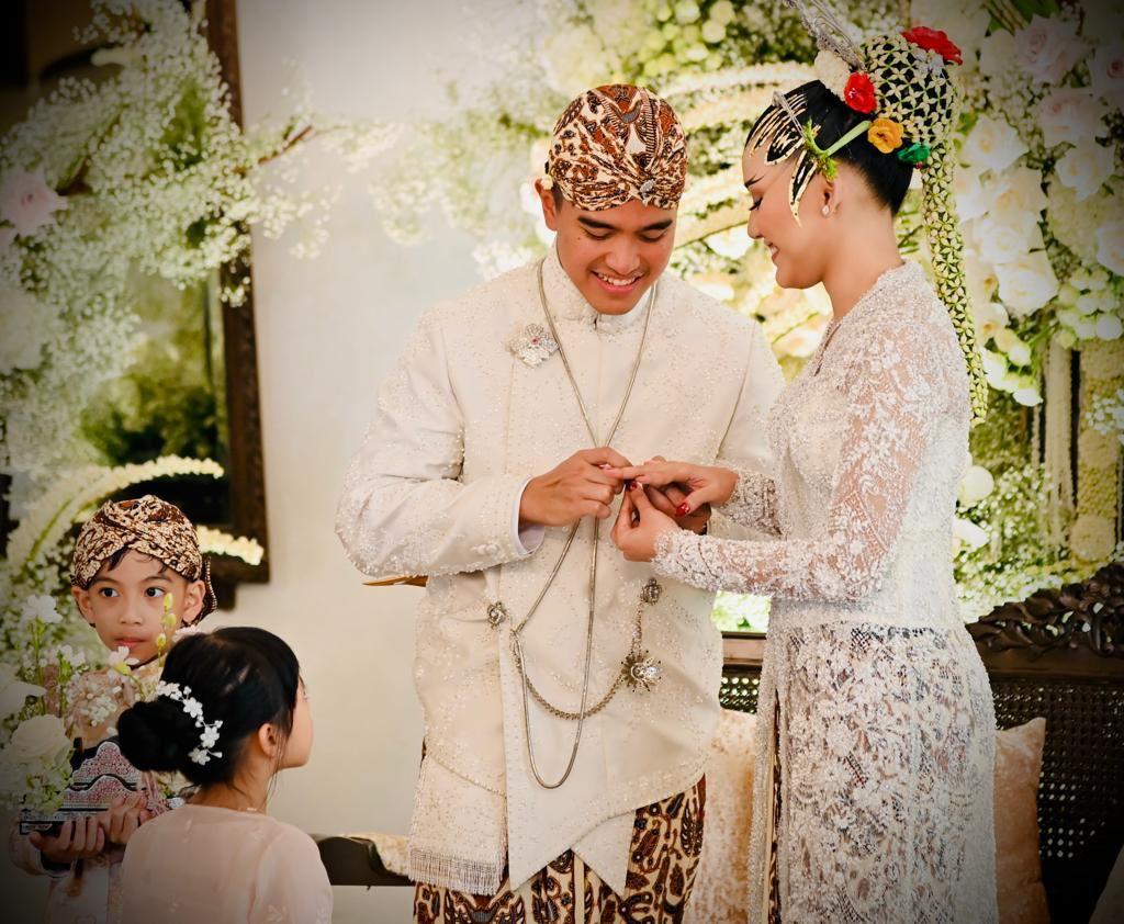 kaesang-erina-resmi-menikah-niih.jpg