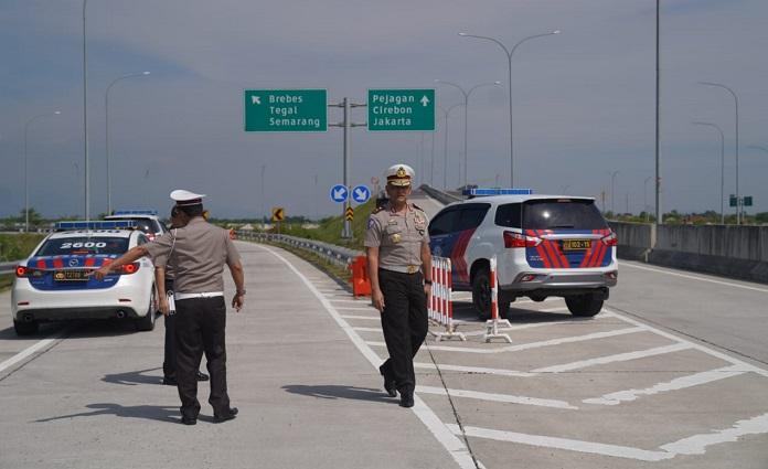 kakorlantas-polri-irjen-pol-refdi-andri-meninjau-sejumlah-titik-7.jpg