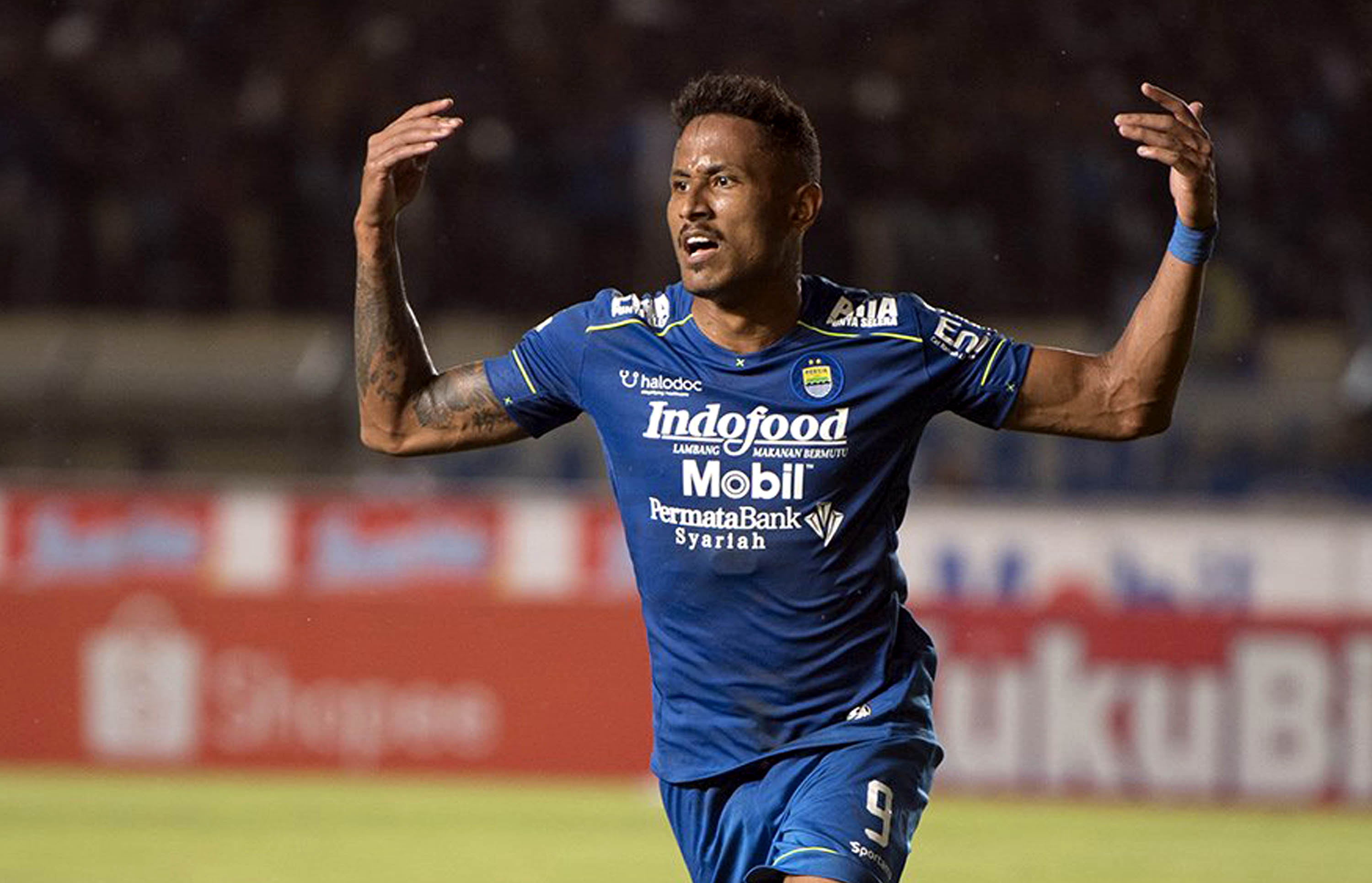 kalahkan-pss-sleman-persib-mantap-di-puncak-klasemen-liga-1_20200316_023559.jpg