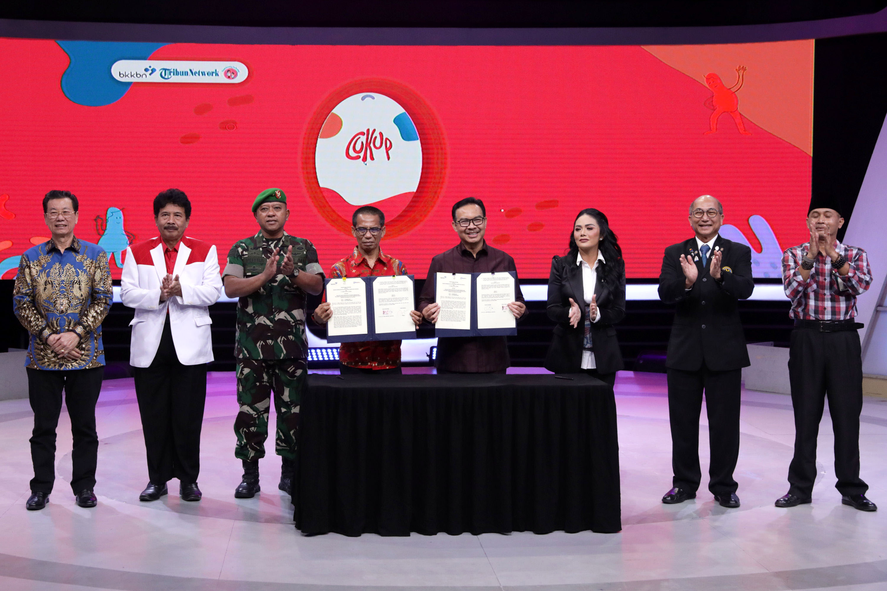 kampanye-cukupduatelur-cegah-stunting-di-indonesia_20230321_183413.jpg