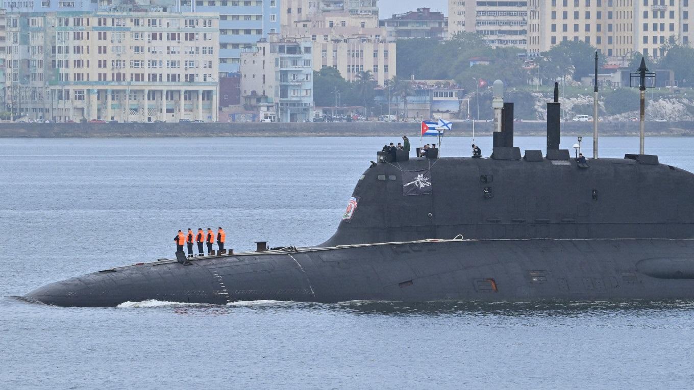 kapal-selam-nuklir-kazan-di-pelabuhan-hacvana_.jpg