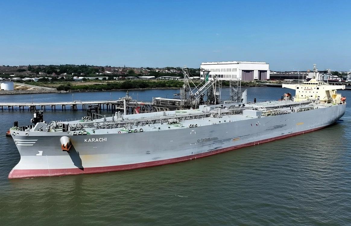 KAPAL PAKISTAN - Penampakan kapal tanker Karachi yang diunggah Pakistan National Shipping Corporation (PNSC) di situs resminya. Iran menutup Selat Hormuz setelah serangan AS-Israel, sehingga hanya kapal dari negara tertentu yang diizinkan melintas.