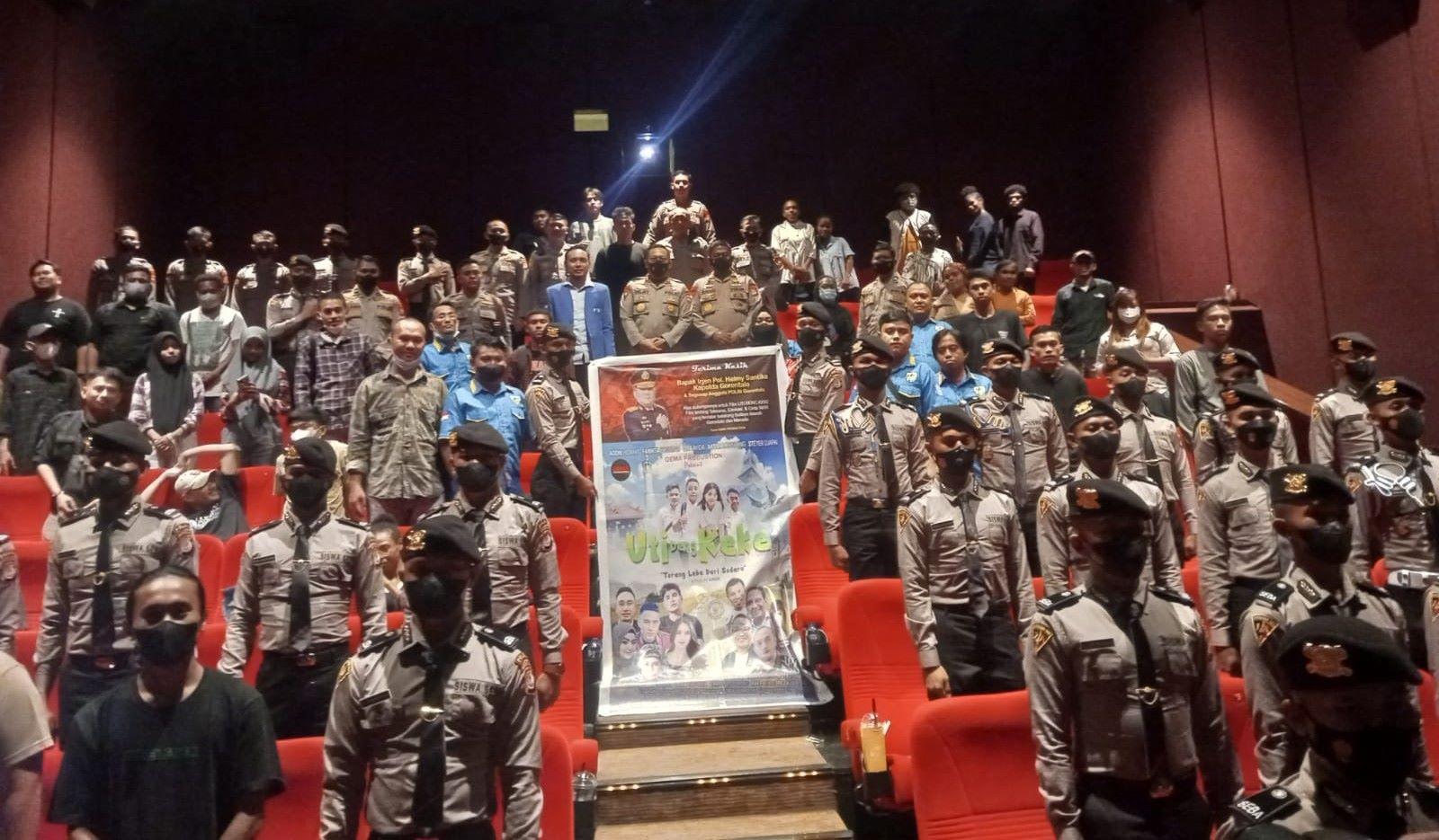 kapolda-gorontalo-ajak-500-nggota-polri-knpi-dan-mahasiswa-grebek-film-uti-deng-keke.jpg
