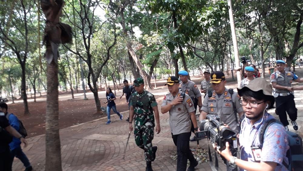 kapolda-tinjau-lokasi-ledakan.jpg