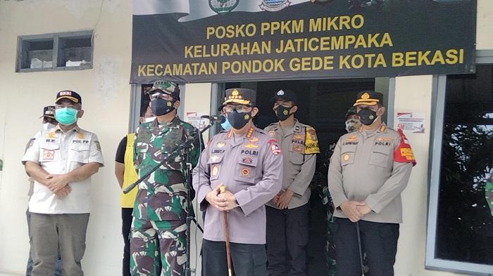 kapolri-jenderal-polisi-listyo-sigit-prabowo-bersama-panglima-tni-marsekal-tni-11.jpg