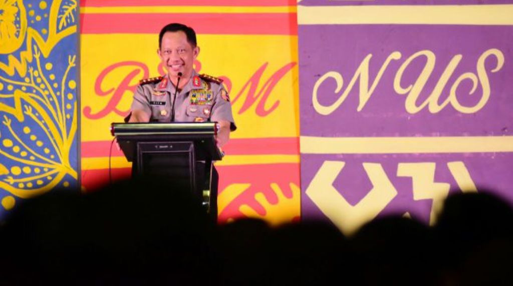 kapolri-jenderal_20161112_191403.jpg