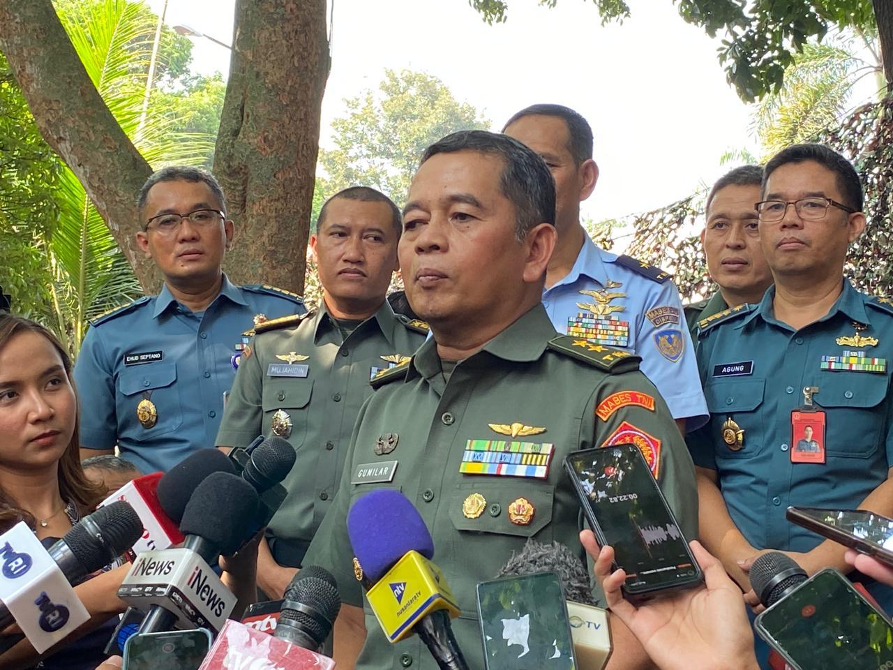 kapuspen-tni-dew.jpg