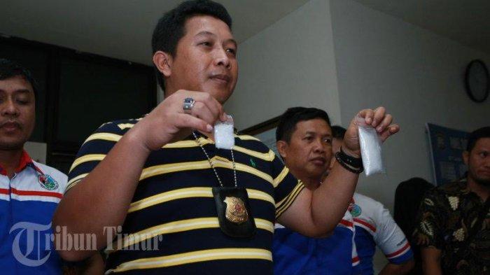 kasat-narkoba-polrestabes-makassar-kompol-diari-estetika_1.jpg
