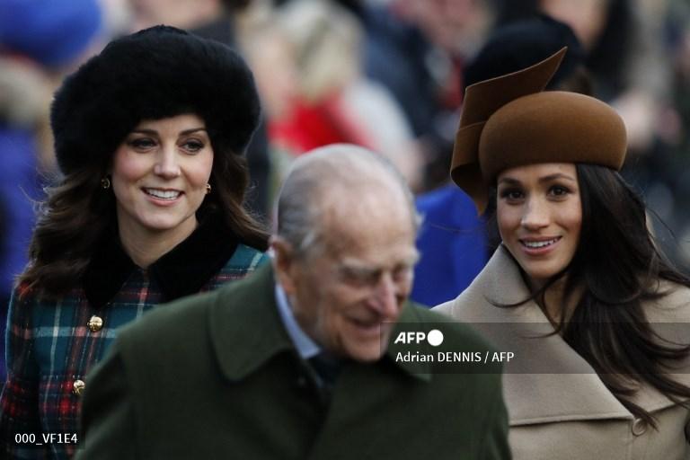 kate-middleton-meghan-markle-25-desember-2017.jpg