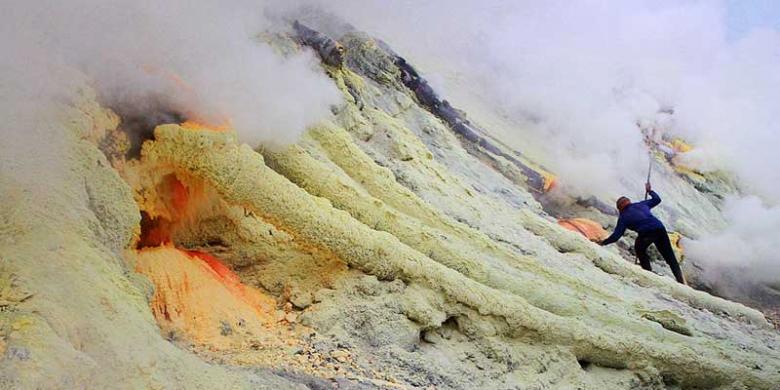 VIDEO Hidup Mati Kawah Ijen