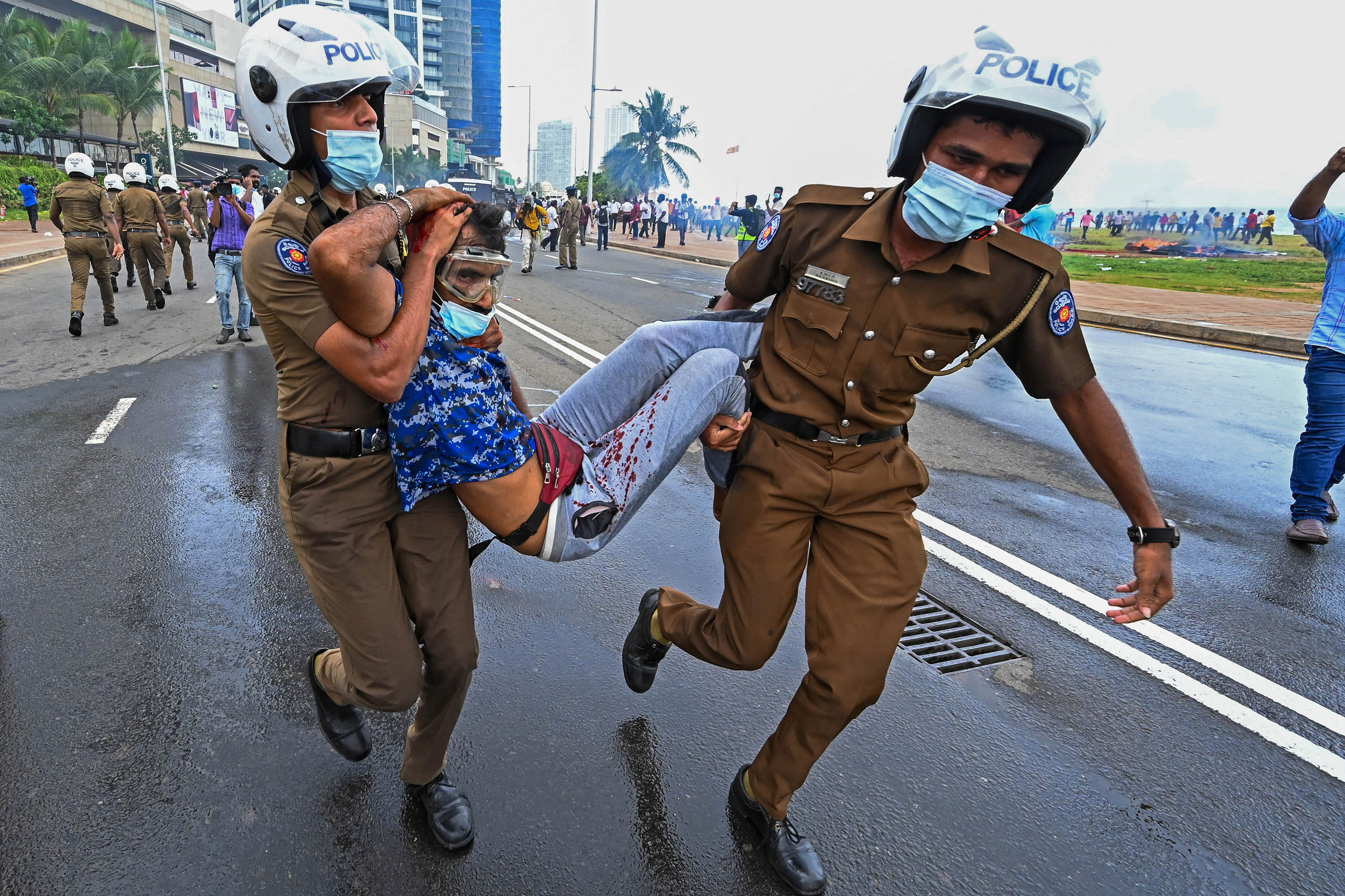 Berita Foto : Kekerasan Politik Tewaskan Lima Orang, PM Sri Lanka Mundur