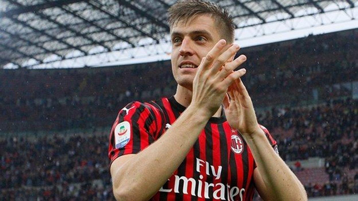 kekhawatiran-ac-milan-jelang-laga-pembuka-liga-italia-serie-a-ada-dalam-krzysztof-piatek.jpg