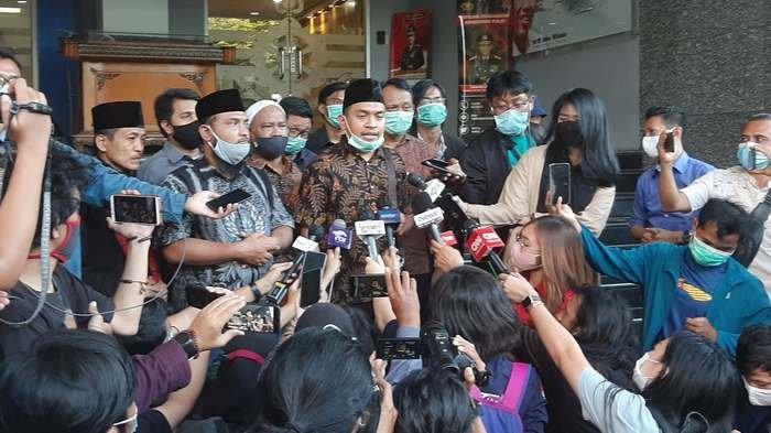 keluarga-laskar-fpi.jpg