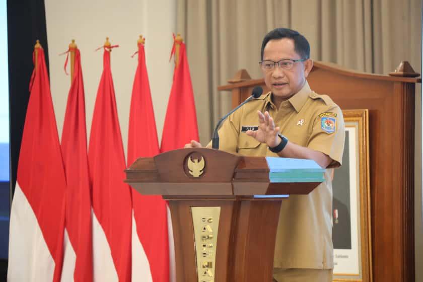 Mendagri Keluarkan Surat Edaran Larang Kepala Daerah Tinggalkan Wilayah Sampai 15 Januari 2026