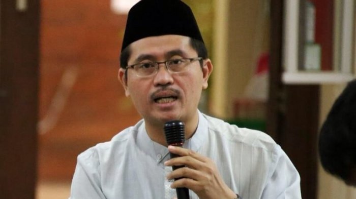 kepala-biro-humas-data-dan-informasi-kemenag-ri-mastuki_20170805_051757.jpg