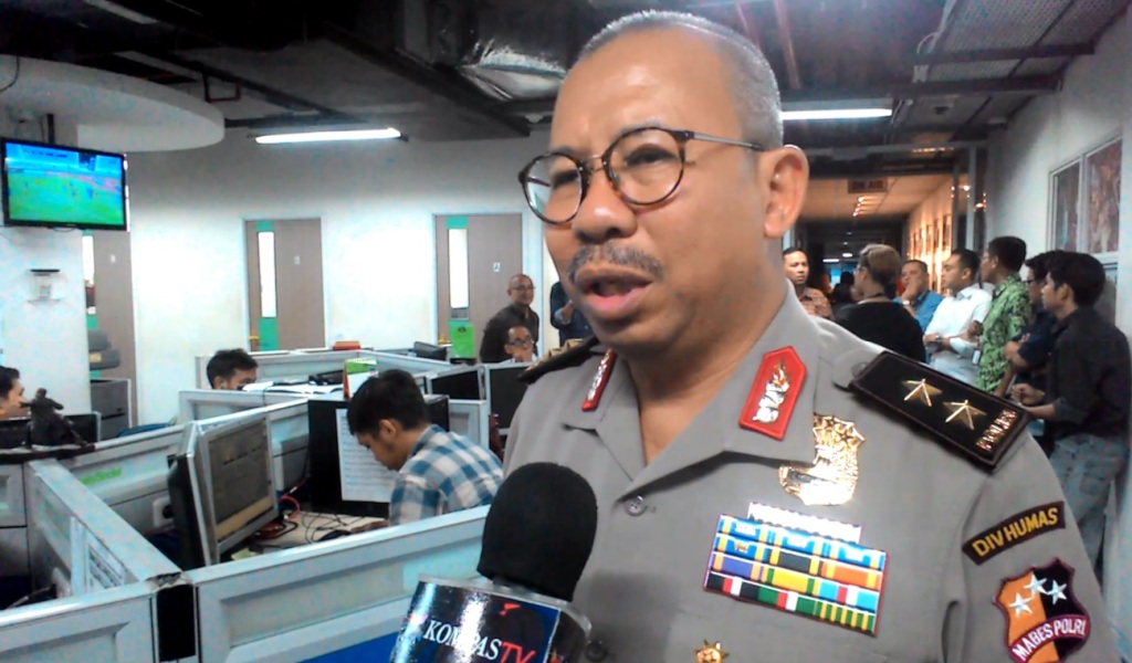 kepala-divisi-humas-mabes-polri-irjen-setyo-wasisto_20170927_182727.jpg