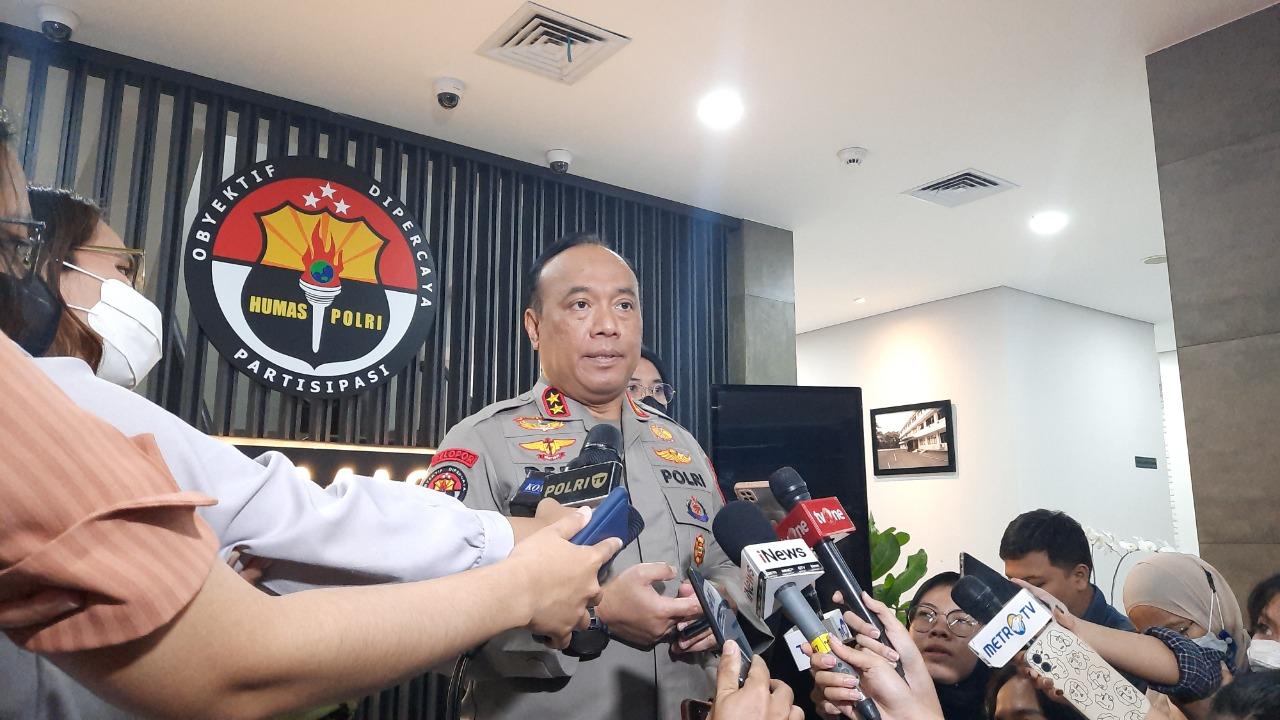 kepala-divisi-humas-polri-irjen-pol-dedi-prasetyo-di-mabes-polri.jpg