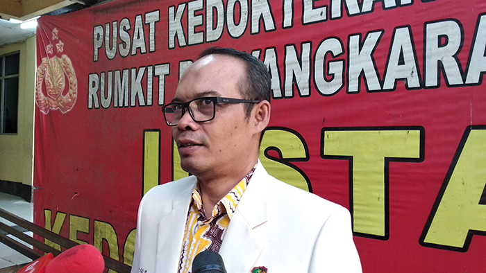 kepala-instalasi-forensik-rs-polri-kombes-pol-edy-purnomo_20180512_171801.jpg