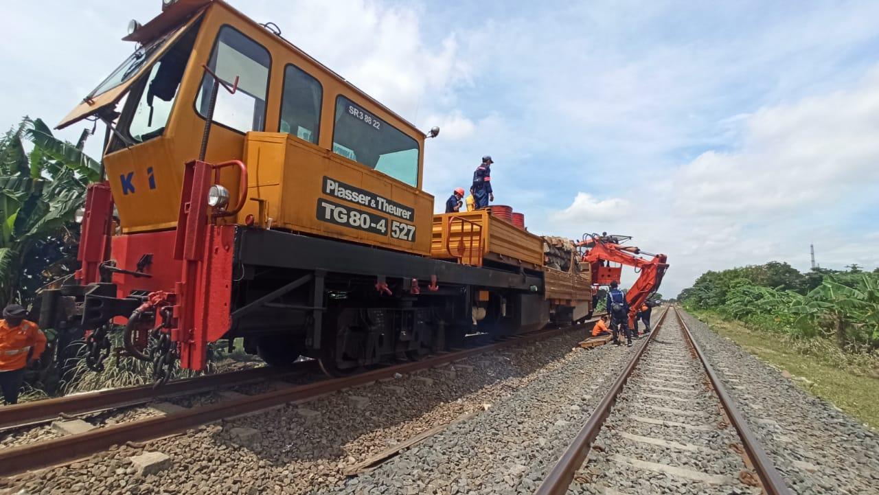 kereta-alat-material-untuk-siaga-amus.jpg