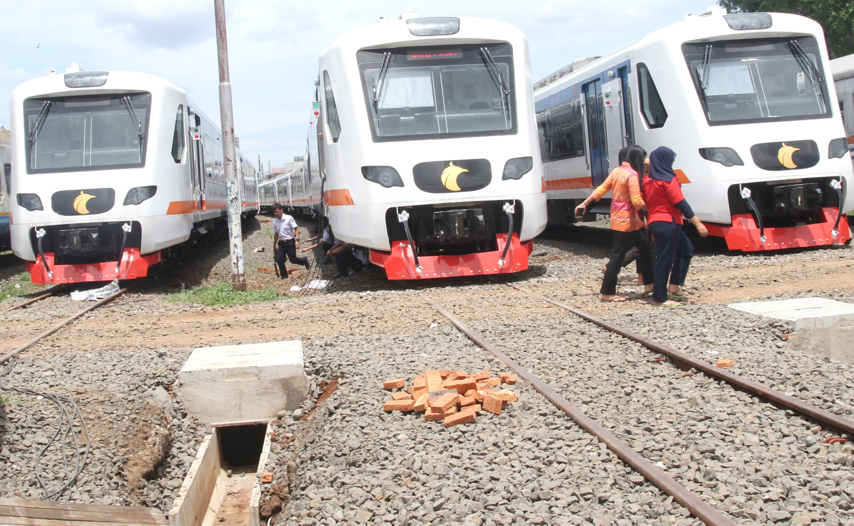 kereta-bandara-soekarno-hatta_20171126_154758.jpg