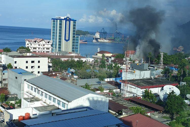 kerusuhan-di-jayapura-papua-2982019-1.jpg