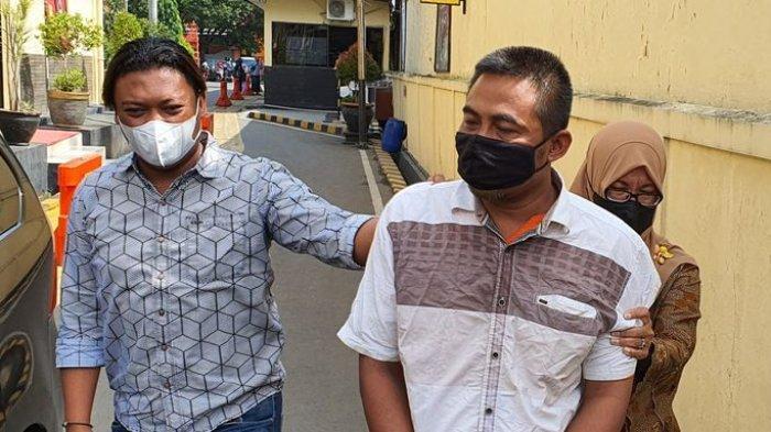 ketahuan-selingkuh-dengan-mantan-pacar-suami-di-cirebon-aniaya-istrinya-hingga-masuk-rumah-sakit.jpg