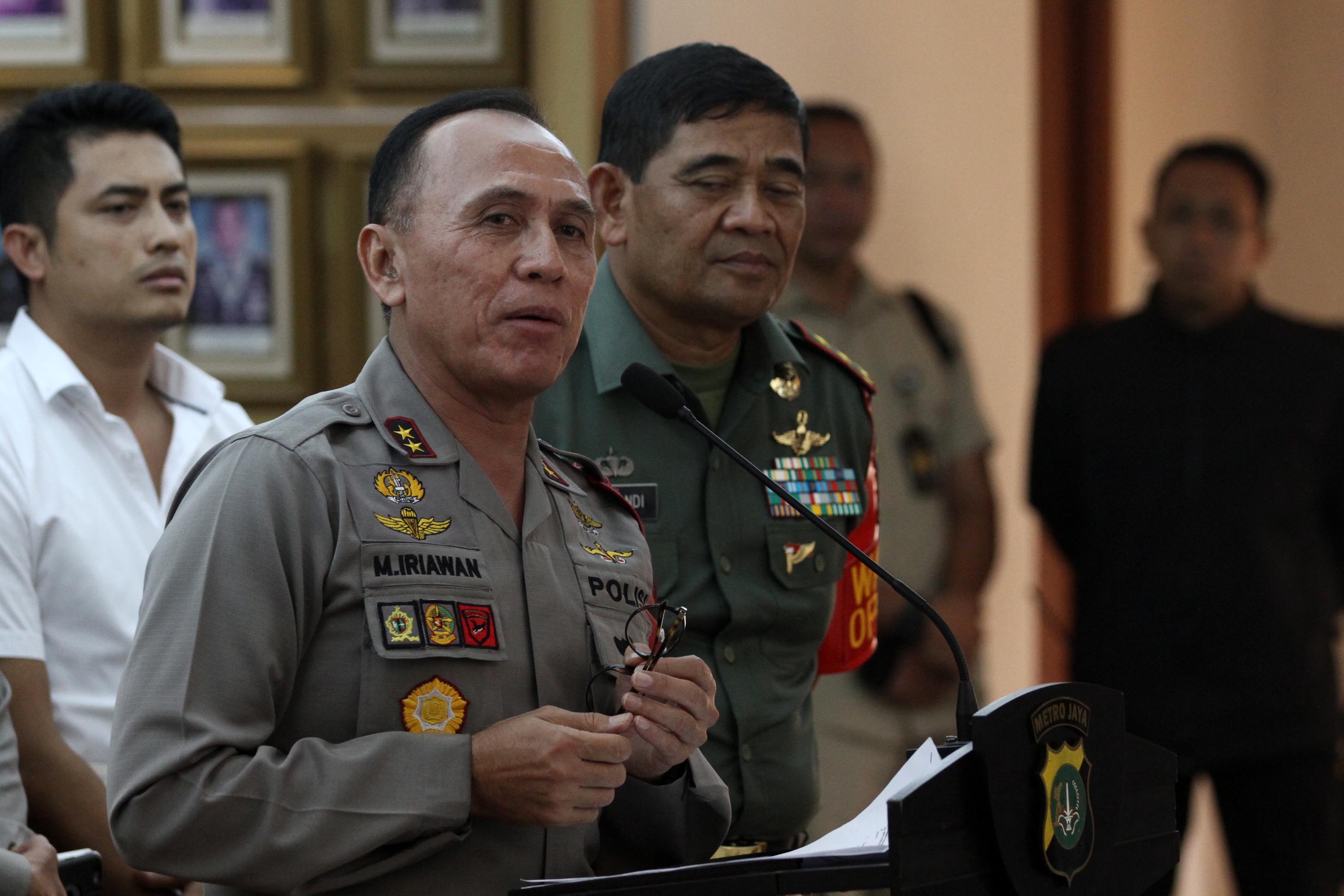 keterangan-kapolda-terkait-penangkapan-miryam_20170501_181324.jpg