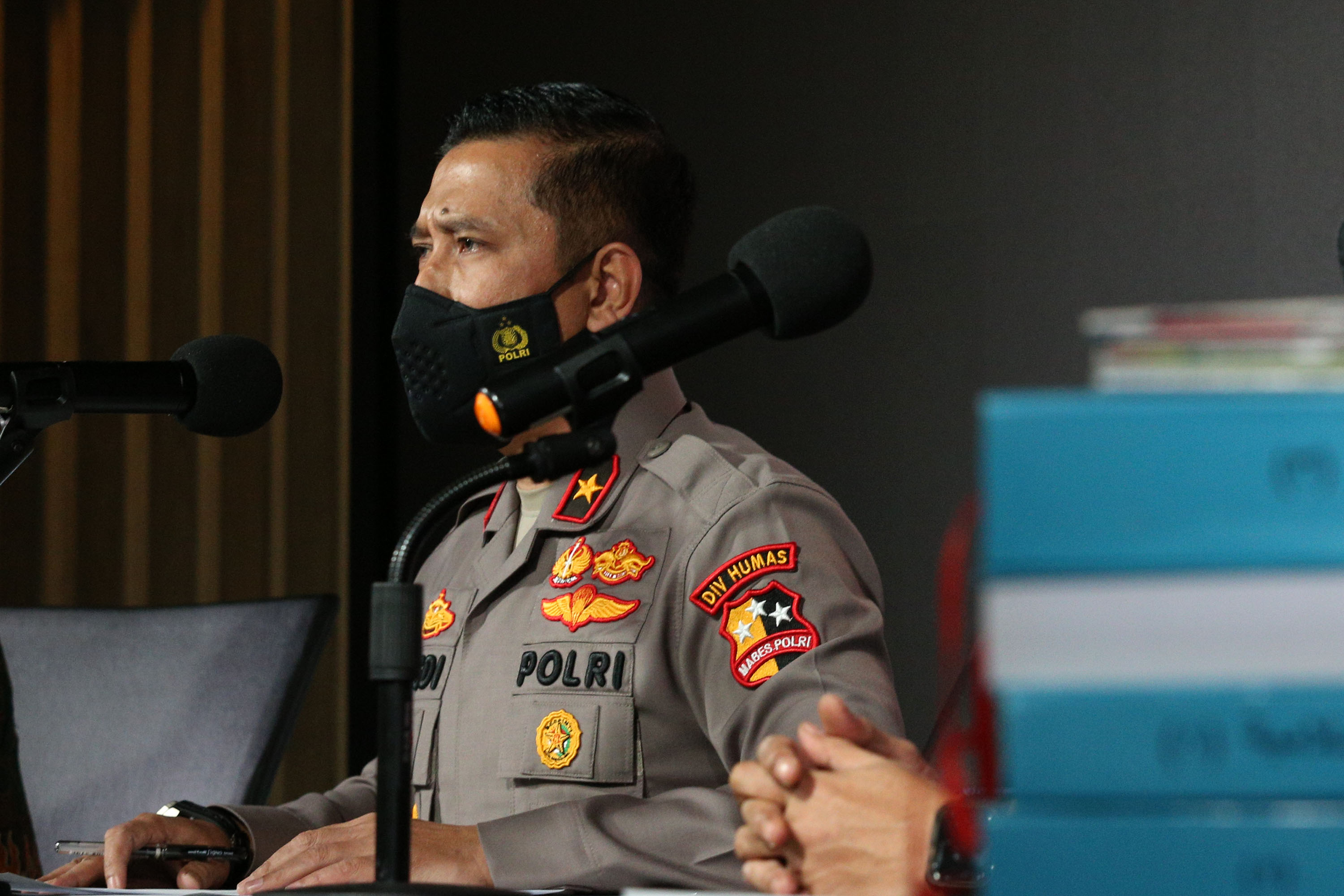 keterangan-pers-penangkapan-ahmad-zain-an-najah_20211117_221751.jpg