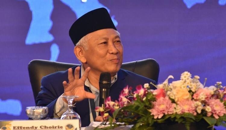 Sekolah Gratis dan Makan Bergizi Gratis: Antara Amanat Konstitusi dan Janji Kampanye