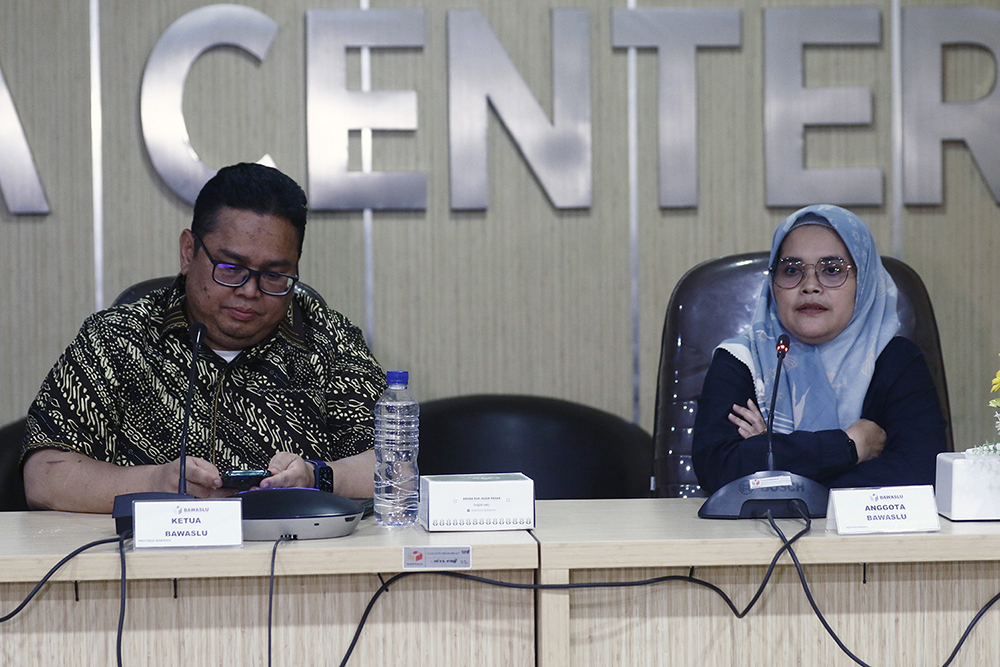 ketua-bawaslu-konferensi-pers-proyeksi-kinerja-bawaslu-2023_20230106_093511.jpg